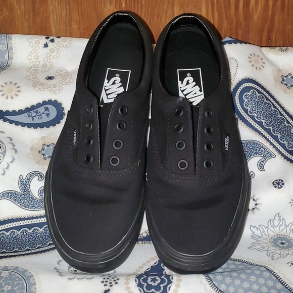 VANS - Picture 5 of 10